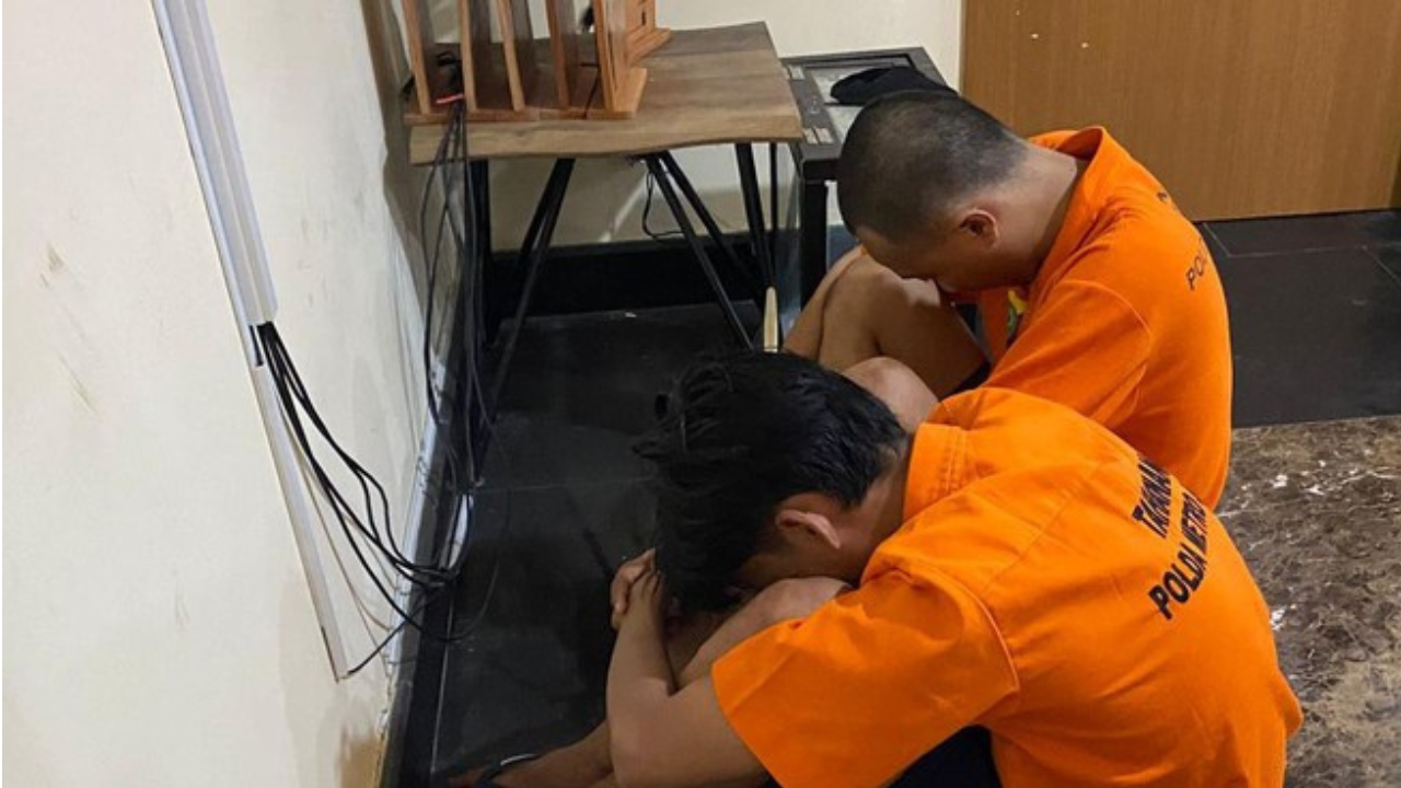 Tampang Jambret Viral CFD Berbaju Tahanan: Dulu Ngejek, Kini Nunduk Lesu   