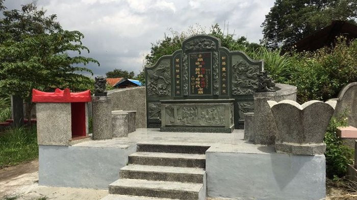 Tak Kantongi Izin,Pemakaman Tionghoa di Jongol Disegel