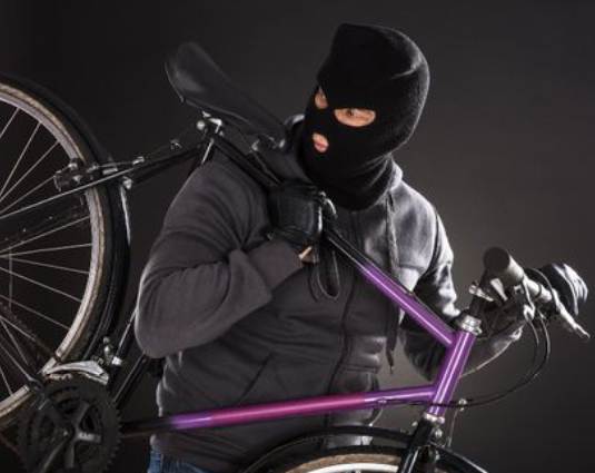 CCTV Rekam Aksi Pencurian Sepeda di BizHome Citra Raya