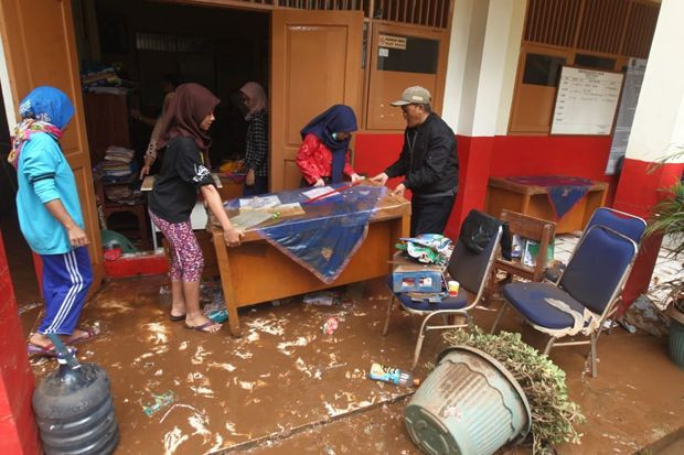  SDN 2 Tapos Depok Banjir Usai Diguyur Hujan Deras