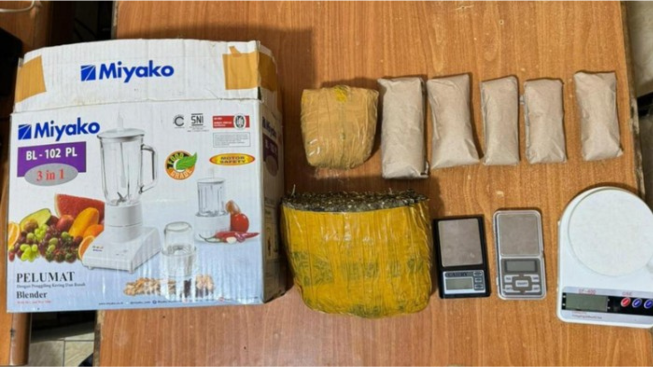 Polisi Tangkap 2 Pengedar Narkoba di Bogor, Sejumlah Paket Ganja Disita   