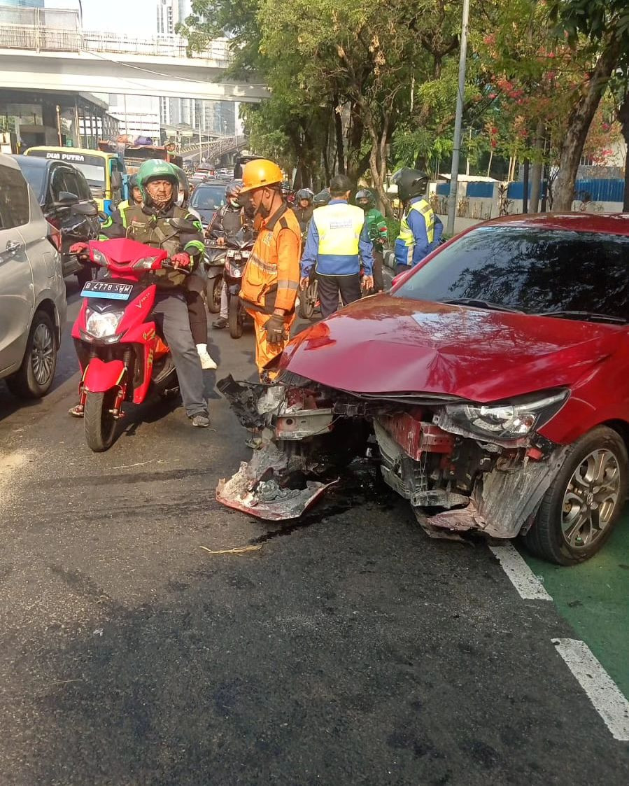 Kecelakaan Lalu Lintas di Jl. Gatot Subroto, Satu Orang Meninggal Dunia